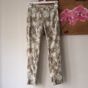 Uniqlo Floral Palm Print Pants